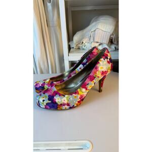 Madden Girl pink and blue  women’s size 11.  Bold, office, career S0417